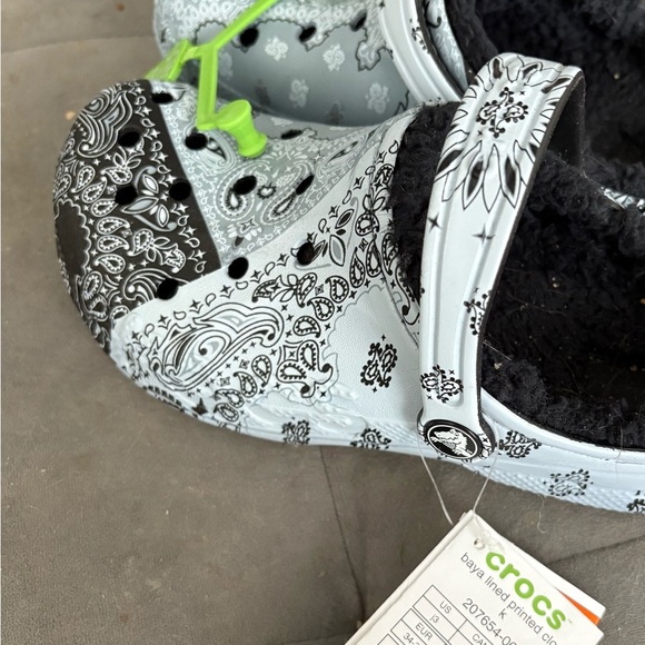 Crocs - Picture 3 of 4